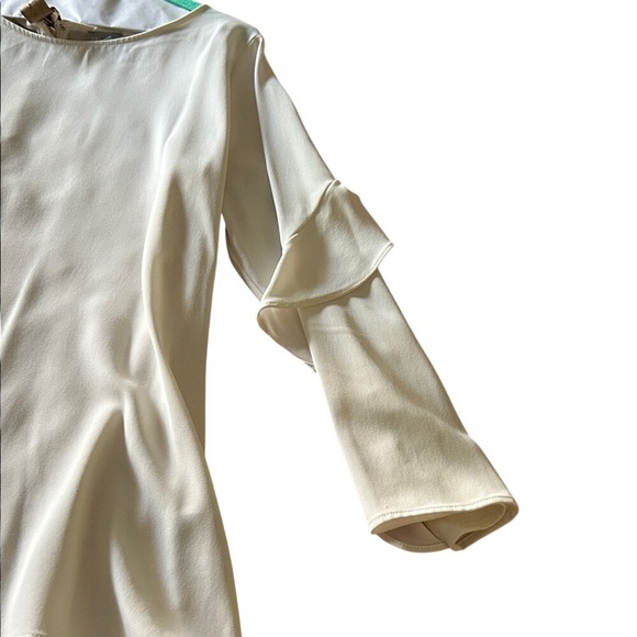 Chicos Cream Ruffle Sleeve Round Neck Tunic Top Size 1 - Picture 4 of 9